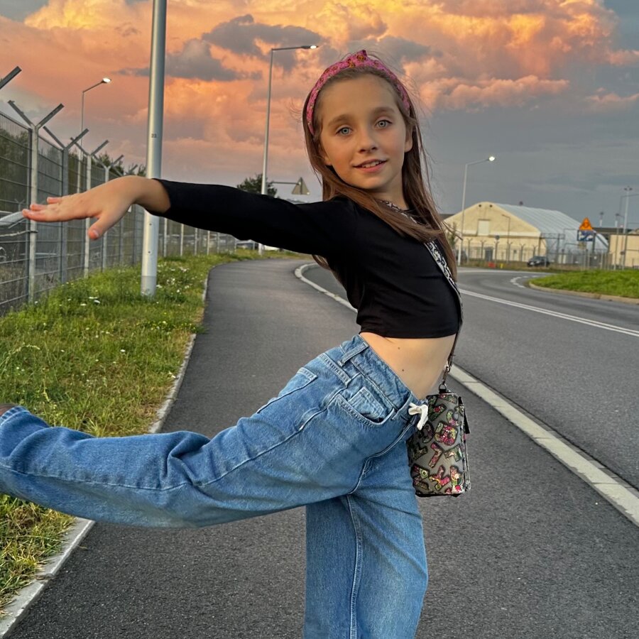 152450