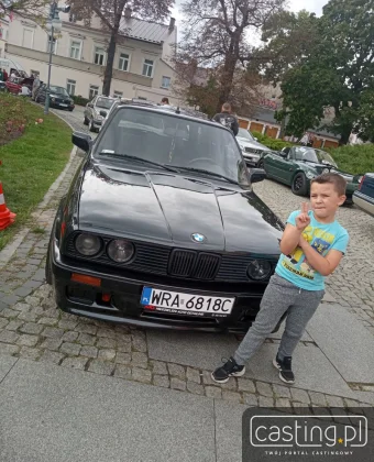 119864