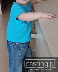 62381