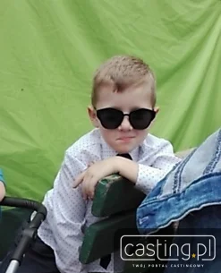 68905
