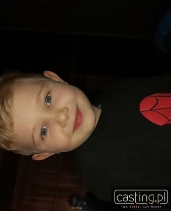 76306