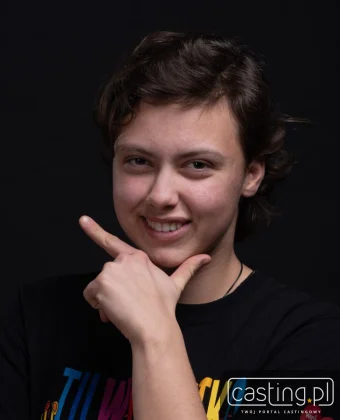 149737