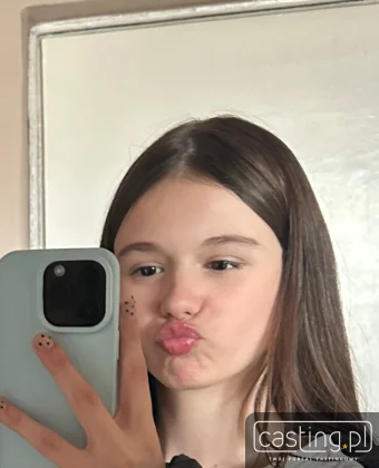 158748