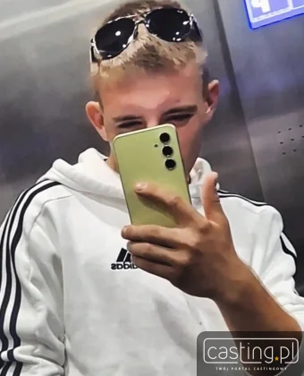 159757