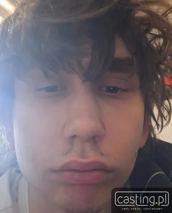 163030