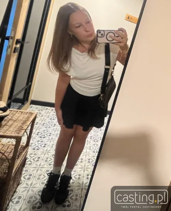 163277