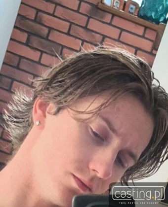 163896