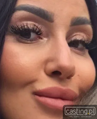 166992