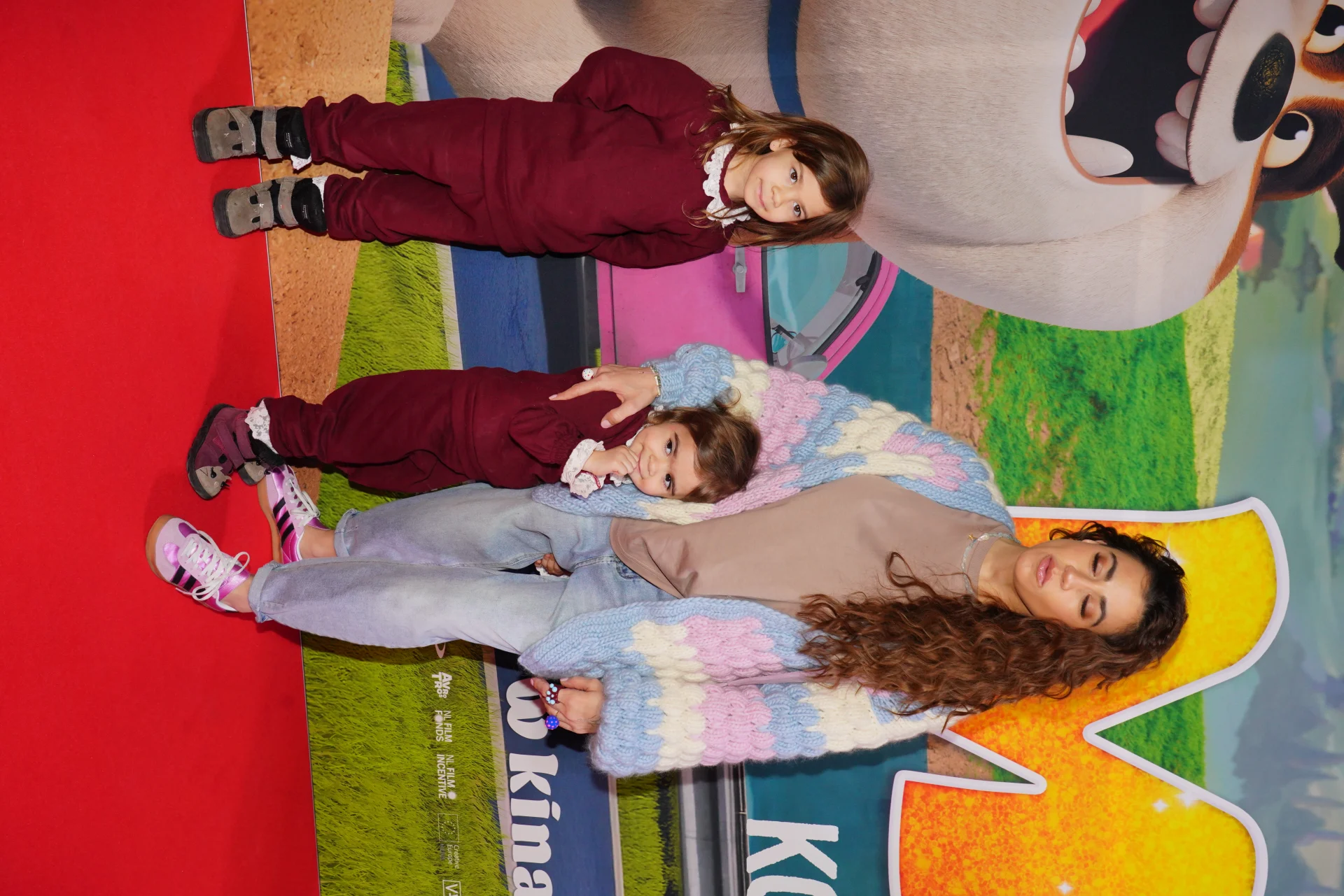 MISS MOXY. KOCIA EKIPA