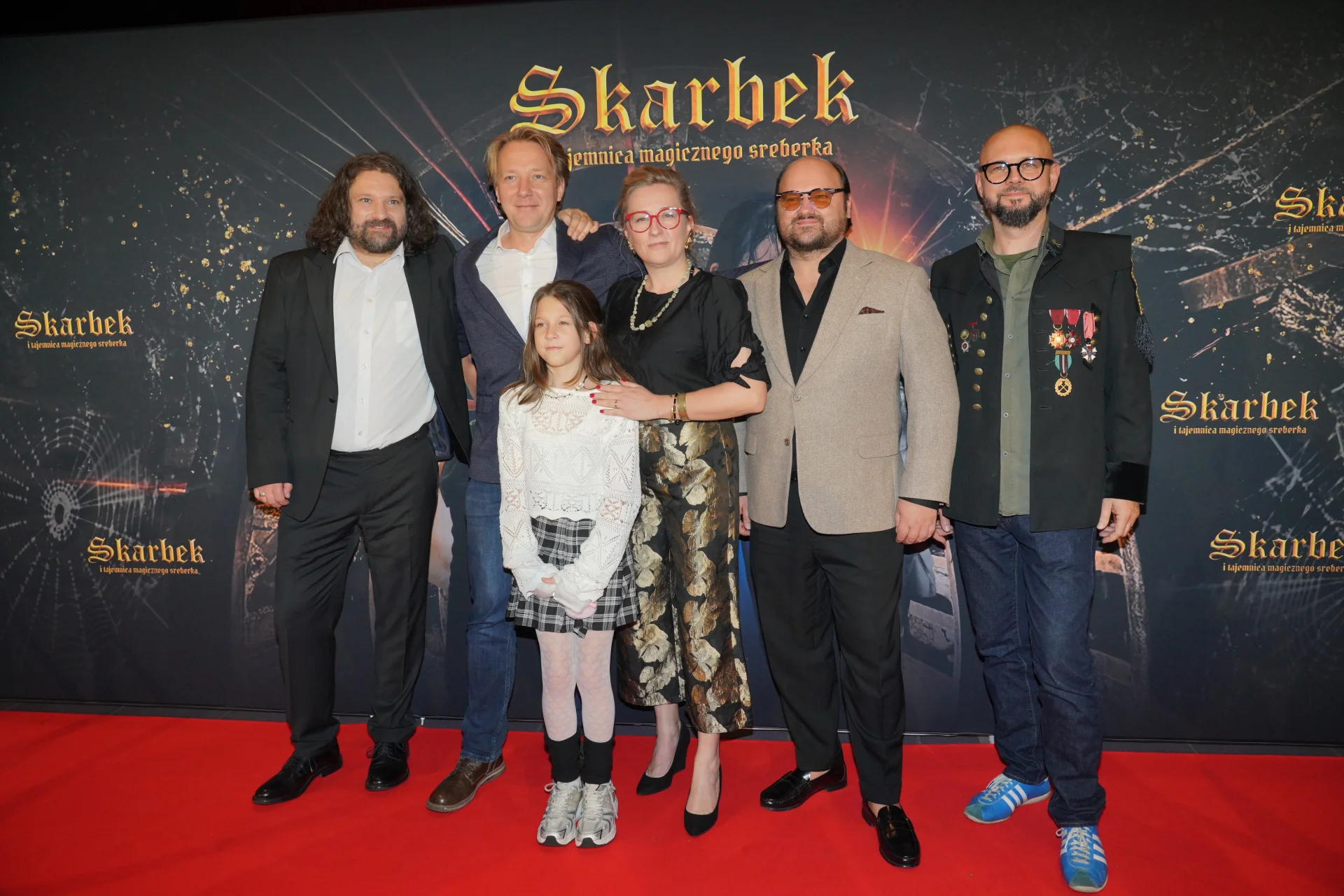 SKARBEK I TAJEMNICA MAGICZNEGO SREBERKA